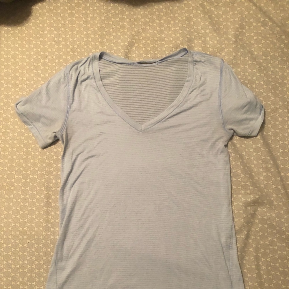 Lululemon v-neck